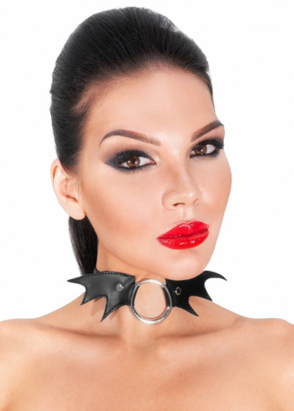 Черный чокер с кольцом  Летучая мышь 