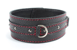 Черный ошейник увеличенного размера с шипами Черный ошейник увеличенного размера с шипами