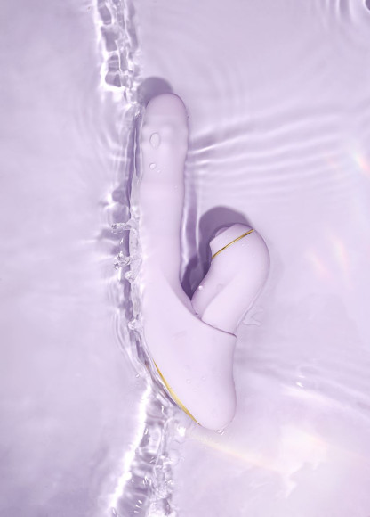 Сиреневый вибромассажер со съёмным клиторальным пульсатором DuoGlow