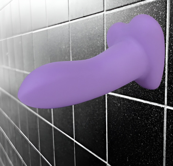 Фиолетовый нереалистичный дилдо Emotional Plus - 13 см. Фиолетовый нереалистичный дилдо Emotional Plus - 13 см.