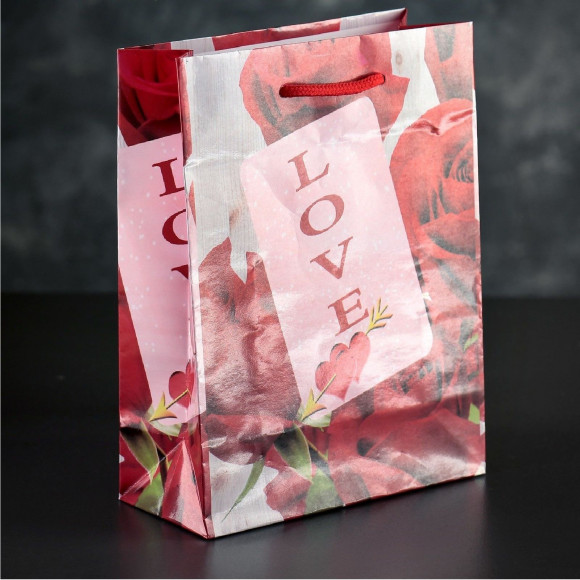 Подарочный пакет Любовь - 23 х 18 см. Подарочный пакет Любовь - 23 х 18 см.