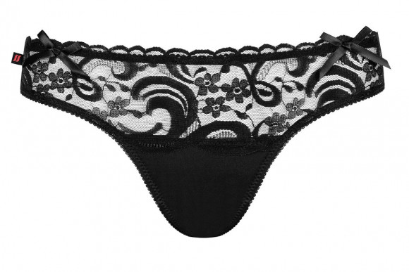 Трусики-стринги Armena с металлическим украшением сзади Трусики-стринги Armena с металлическим украшением сзади